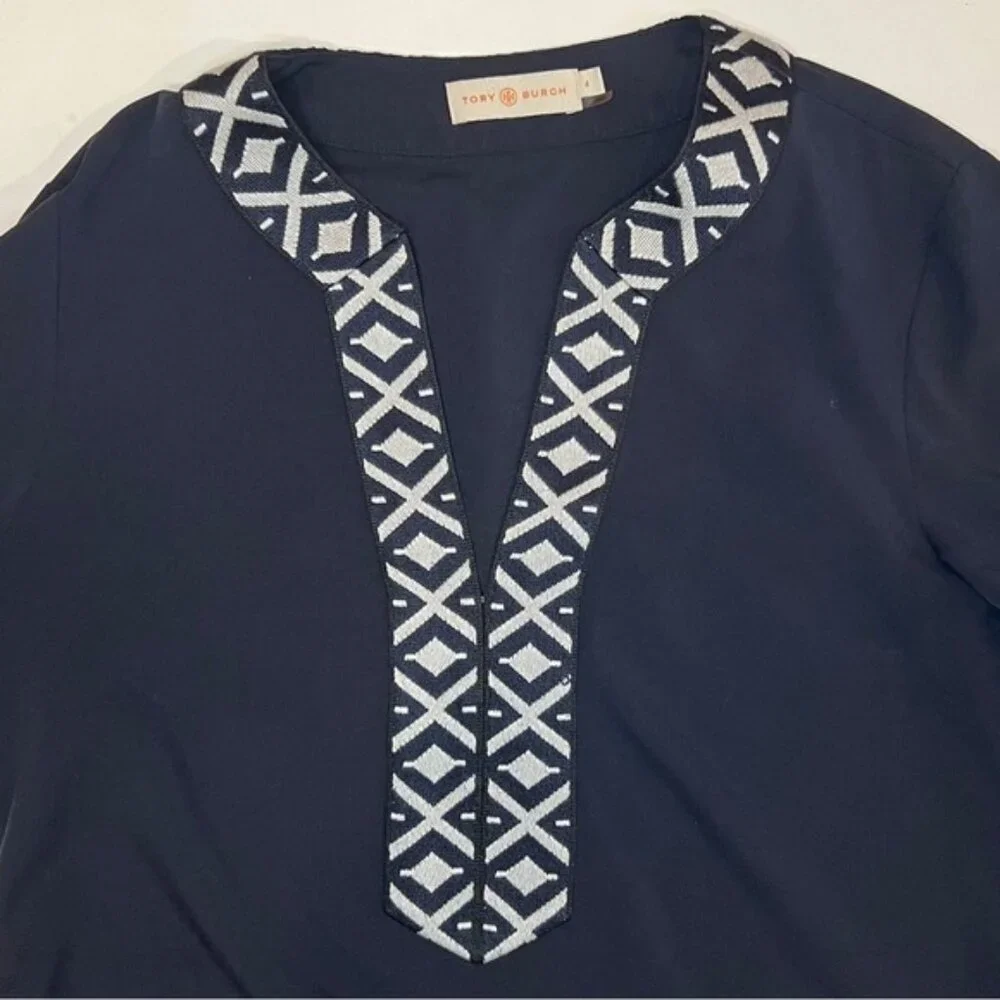 TORY‎ BURCH ARIANA V Neck Tunic with Taping Blouse Embroidered Knit Trim Size 4